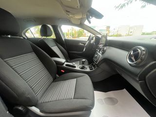 MERCEDES-BENZ Clase A A 180 d