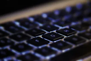 Reparación y asesoramiento sobre PCs, móviles