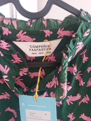 Blusa Compañia Fantastica conejos XL