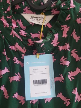 Blusa Compañia Fantastica conejos XL
