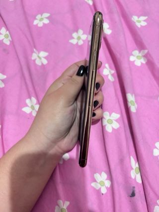 iPhone 11 Pro Max in oro
