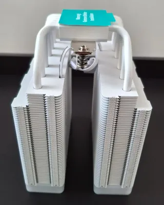 Dissipatore di calore CPU DeepCool Intel e AMD ARGB PREMIUM