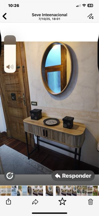 Mueble de entrada con espejo