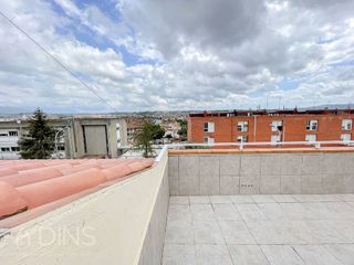 Casa en venta en Canovelles