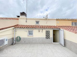 Casa en venta en Canovelles
