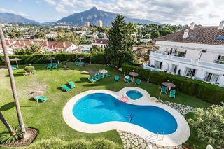 Piso en venta en Nueva Andalucía centro en Marbella