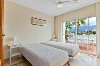 Piso en venta en Nueva Andalucía centro en Marbella