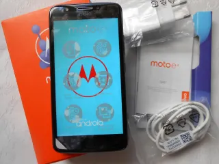 Motorola E4