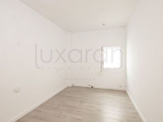 Piso en venta en El Guinardó en Barcelona