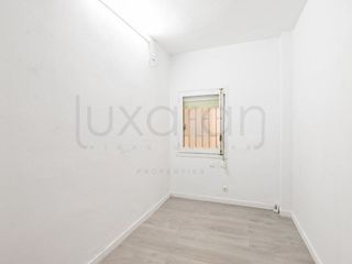 Piso en venta en El Guinardó en Barcelona