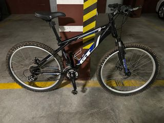 Bicicleta GT Avalanche 3.0 Montaña