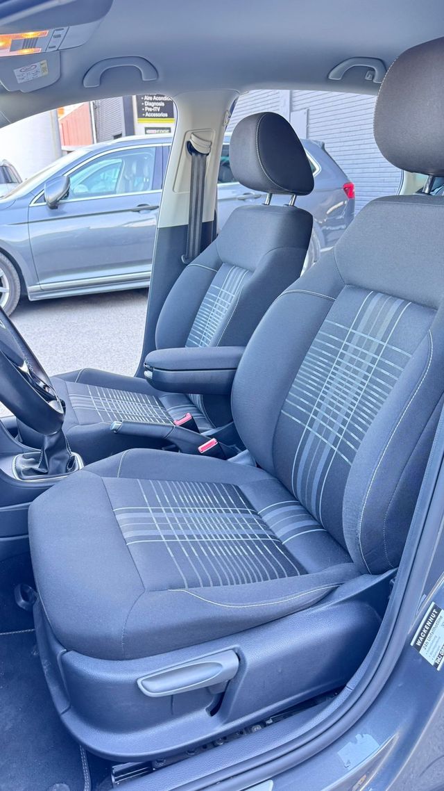 Volkswagen Polo 2015