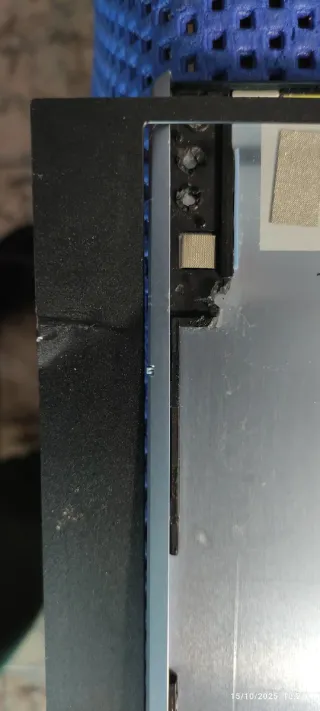 Asus ZenBook 14 Ryzen 7 - 3700u
Averiado, Piezas 
