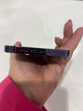 iPhone 14 Pro Max Morado