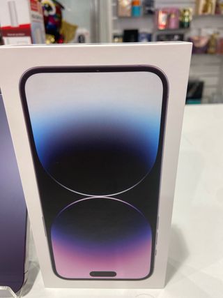 iPhone 14 Pro Max Morado