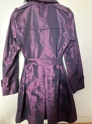 Gabardina Morada Mujer