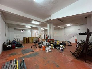 Local comercial en alquiler en Areal – Zona Centro en Vigo