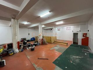 Local comercial en alquiler en Areal – Zona Centro en Vigo