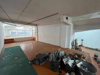 Local comercial en alquiler en Areal – Zona Centro en Vigo