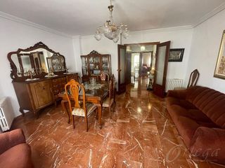 Casa adosada en venta en Cehegín