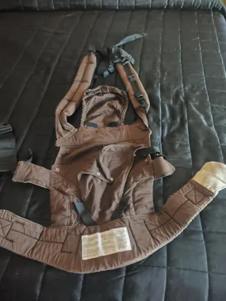 Mochila portabebés Manduca y funda 