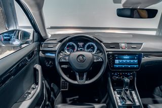 Skoda Superb "LAURIN KLEMENT" 