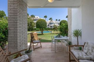 Dúplex en alquiler en Los Naranjos - Las Brisas en Marbella