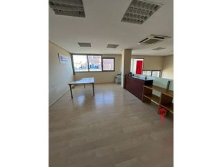 Oficina en alquiler en Huerta Rosales - Valdepasillas en Badajoz