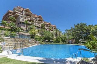 Oficina en venta en Los Naranjos - Las Brisas en Marbella