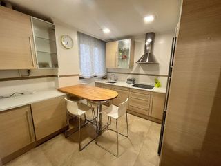 Piso en alquiler en Hospital - G3 - G2 en Burgos