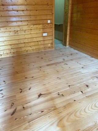 Tarima flotante y parquet laminado,vinilos y puert