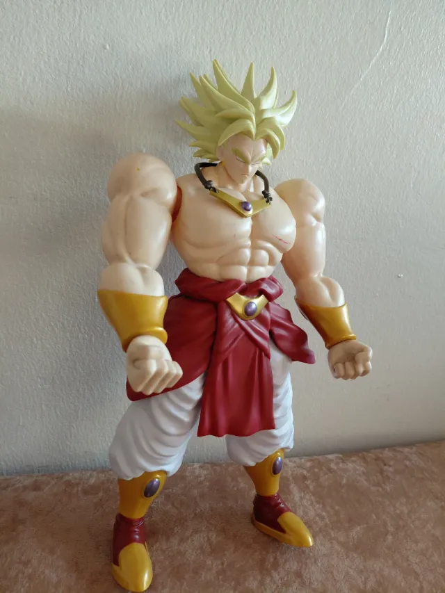 Figura Broly Dragon Ball Z