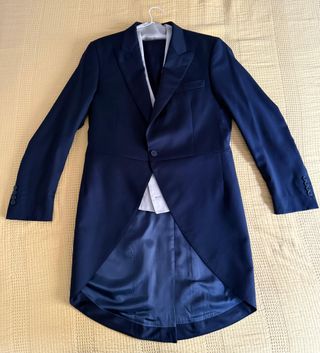 Chaqué azul marino novio perfecto estado