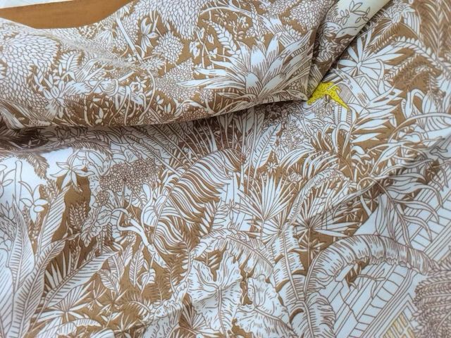 Pañuelo chal sedoso estampado vintage