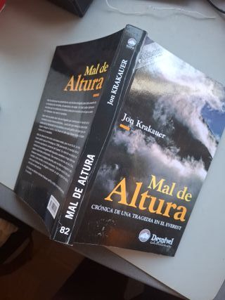 Mal de Altura - Jon Krakauer
Ediciones Desnivel 