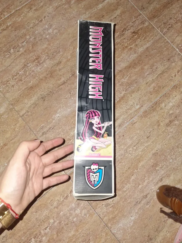 Draculaura Gloom Beach Monster High