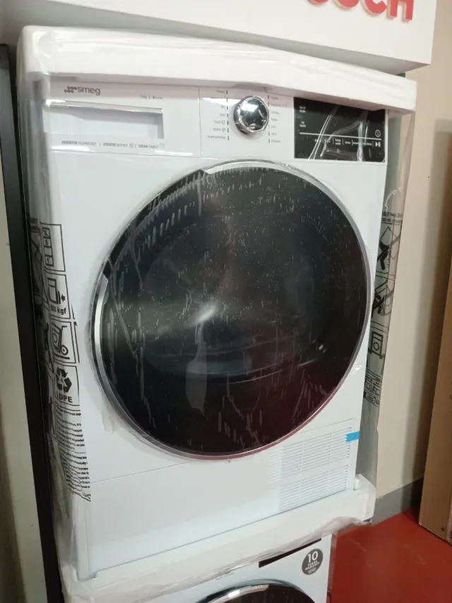 Secadora Smeg 9kg Bomba Calor