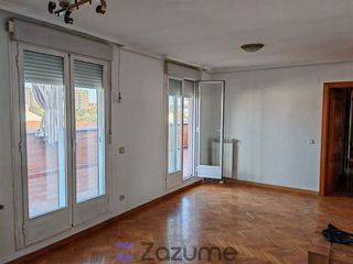 Ático en alquiler en Casco Histórico de Vallecas en Madrid