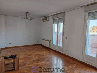 Ático en alquiler en Casco Histórico de Vallecas en Madrid