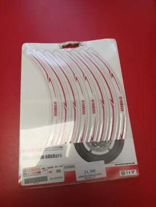 Adhesivos llanta 17 Yamaha