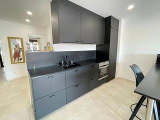 Piso en venta en Nueva Andalucía centro en Marbella