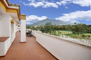 Ático en venta en Puerto Banús en Marbella