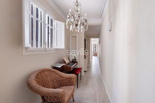 Piso en venta en El Raval en Barcelona