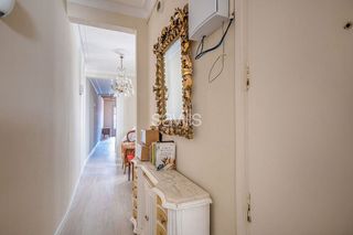 Piso en venta en El Raval en Barcelona