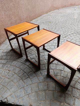 3 tavoli nordici in teak Nido G-Plan