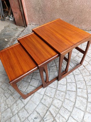 3 tavoli nordici in teak Nido G-Plan