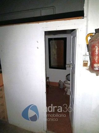 Local comercial en venta en Universidad - Los Lirios en Logroño