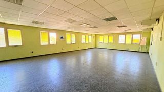 Nave industrial en venta en Venta de Baños