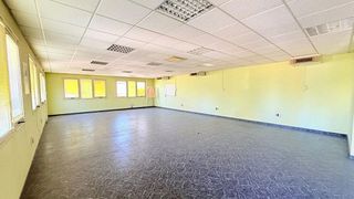 Nave industrial en venta en Venta de Baños
