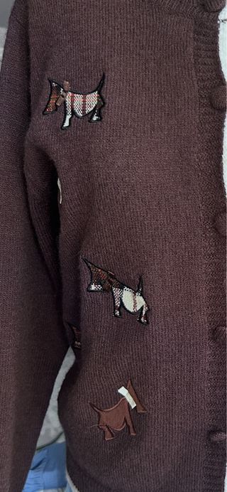 Chaqueta punto de esta temporada.T/U